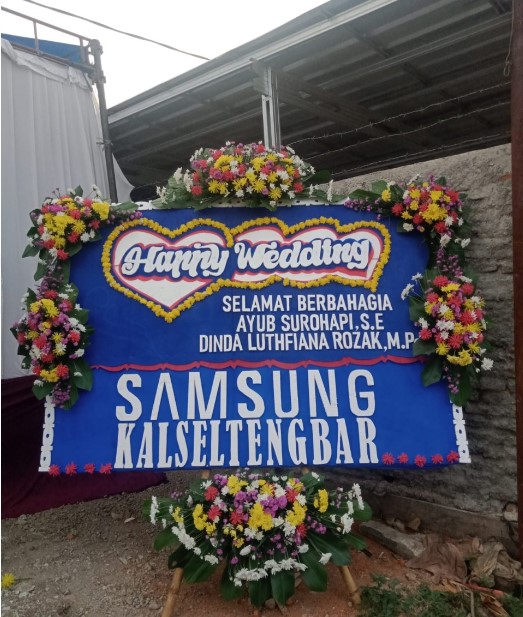 Karangan Bunga Kuningan