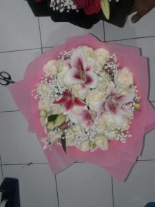 Hand Bouquet Murah di  Tumbang Titi