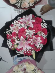 Hand Bouquet Murah di Mappi