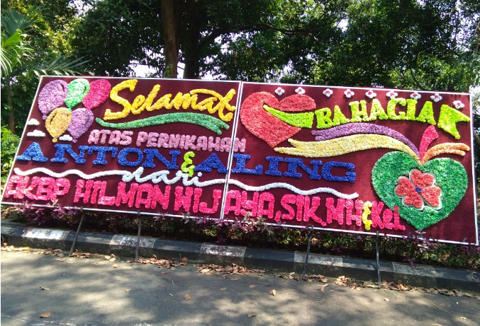 Papan Bunga Pernikahan Taliwang Berkualitas