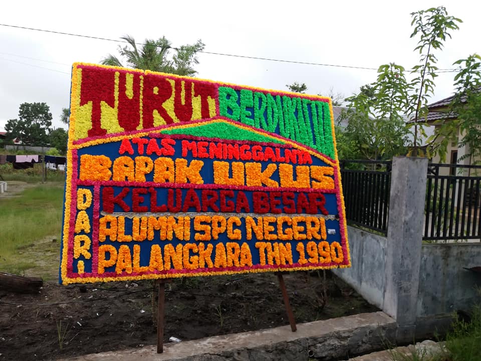 karangan bunga palangkaraya