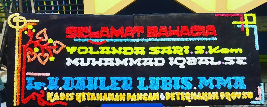 Jual Karangan Bunga Wisuda di Manyar Sabrangan 