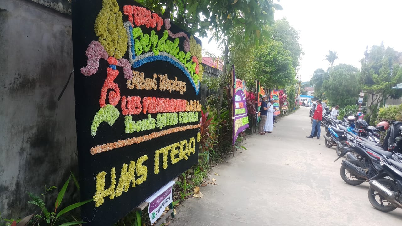 Bunga Papan Mampu Wujudkan Kasih Sayang