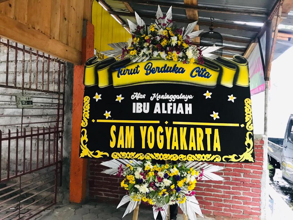  Karangan Bunga Papan di Surabaya